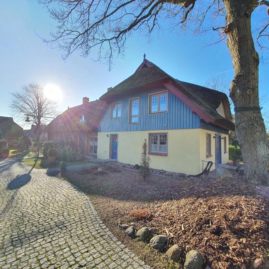 Schiffszimmermannshaus by Ferienhaus Strandgut Born Exterior foto